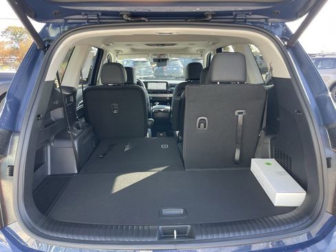 New 2025 Kia Telluride S image 29