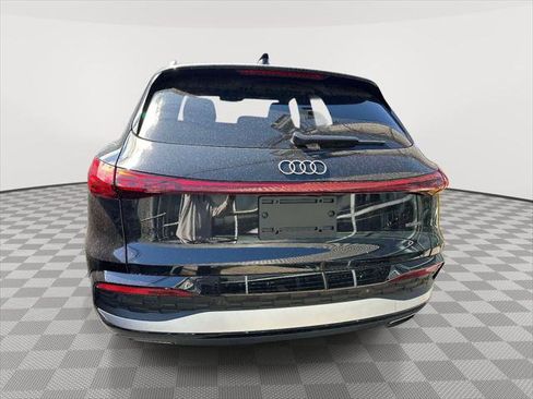 Used 2025 Audi Q5 Premium w/ Convenience Package AWD/4WD image 5