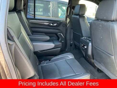 Used 2021 GMC Yukon XL Denali AWD/4WD image 9
