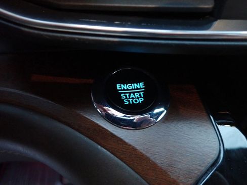 Used 2023 Ford Explorer King Ranch w/ Technology Package image 34