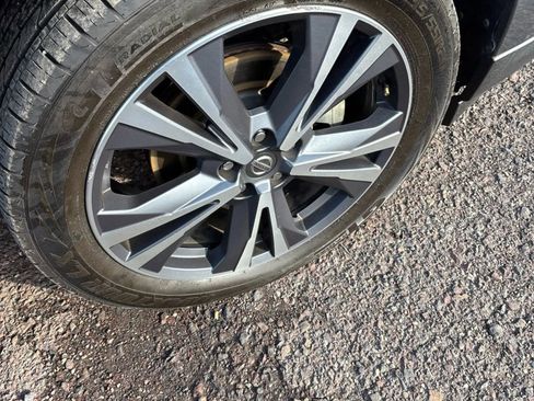 Used 2020 Nissan Pathfinder Platinum image 56