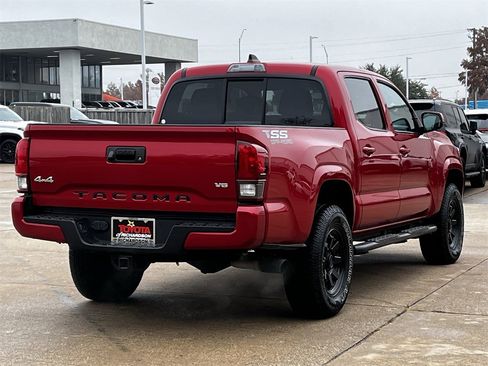 Used 2023 Toyota Tacoma SR image 4