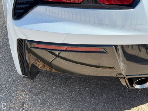 Used 2019 Chevrolet Corvette Stingray Coupe RWD image 15