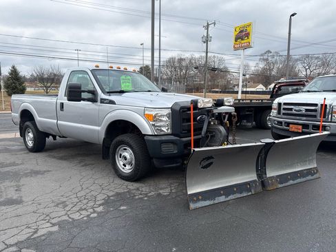 Used 2014 Ford F250 XL w/ Snow Plow Prep Package image 3