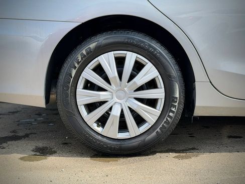 Used 2017 Toyota Camry LE FWD image 21