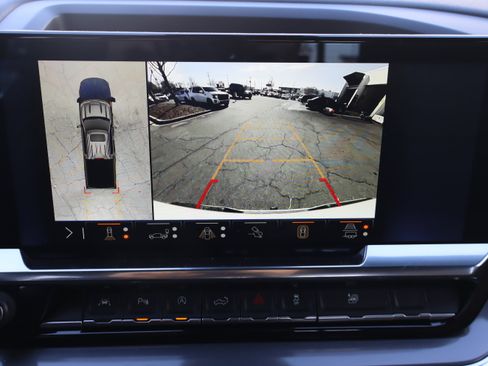 Certified 2025 Chevrolet Silverado 1500 High Country w/ Technology Package image 30