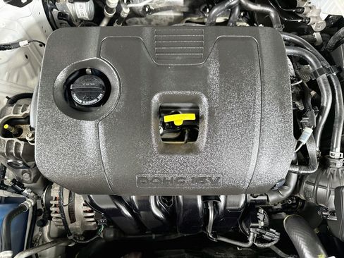 Used 2025 Kia Seltos LX AWD/4WD image 31