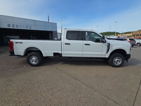 New 2026 Ford F250 XL AWD/4WD image 8