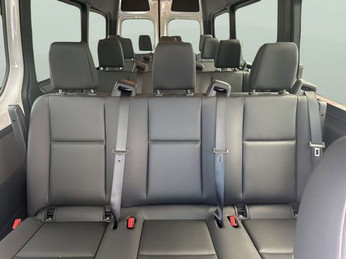 Used 2025 Mercedes-Benz Sprinter 2500 image 11