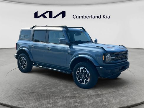 Used 2024 Ford Bronco Outer Banks AWD/4WD image 7