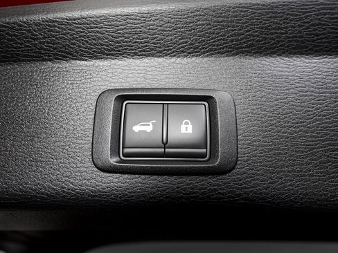 Used 2025 Mitsubishi Outlander SEL image 11