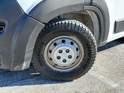 Used 2023 RAM ProMaster 3500 w/ Convenience Group image 10