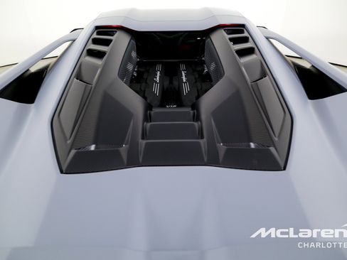 Used 2024 Lamborghini Revuelto AWD/4WD image 27