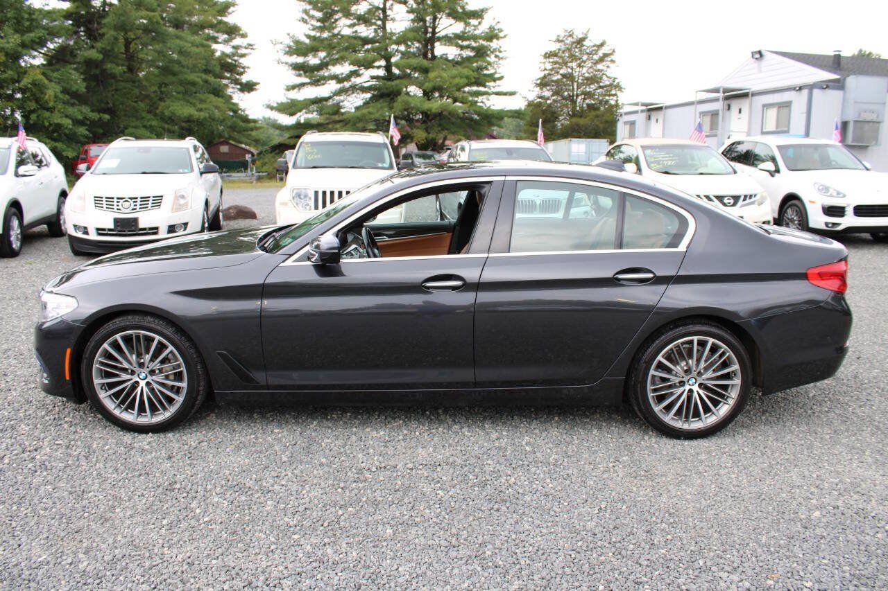 Used 2017 BMW 530i xDrive AWD/4WD image 10
