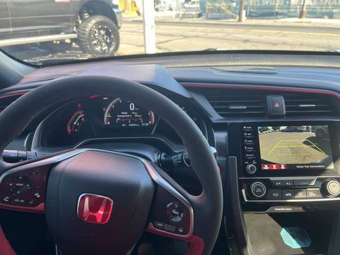 Used 2021 Honda Civic Type R image 11