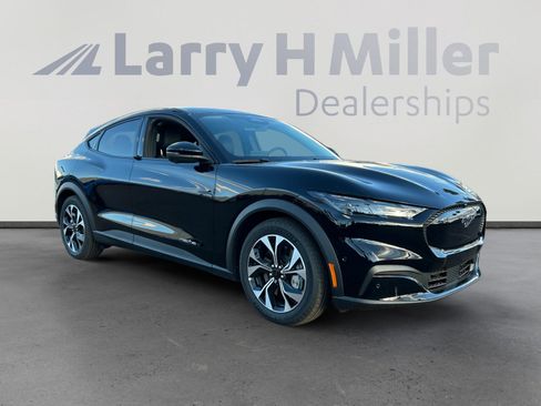 New 2024 Ford Mustang Mach-E Select image 7