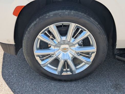Used 2023 Chevrolet Tahoe High Country w/ Advanced Technology Package image 12