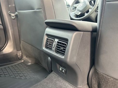 New 2026 Toyota Camry SE w/ Convenience Package FWD image 17