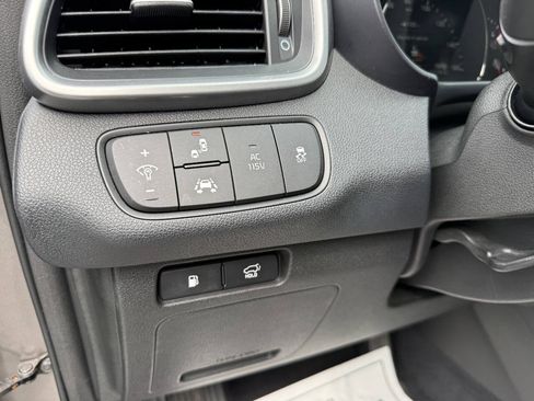 Used 2019 Kia Sorento SX w/ SX Touring Package AWD/4WD image 23