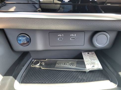 New 2026 Nissan Rogue S image 25