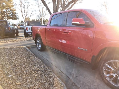 Used 2019 RAM 1500 Laramie image 4