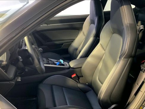 Used 2024 Porsche 911 Carrera S image 5