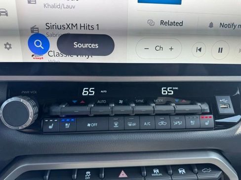 New 2026 Toyota Tundra Limited AWD/4WD image 24