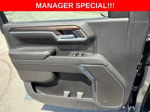 Used 2024 Chevrolet Silverado 1500 RST AWD/4WD image 28