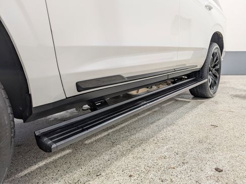 Used 2023 Cadillac Escalade Sport image 9