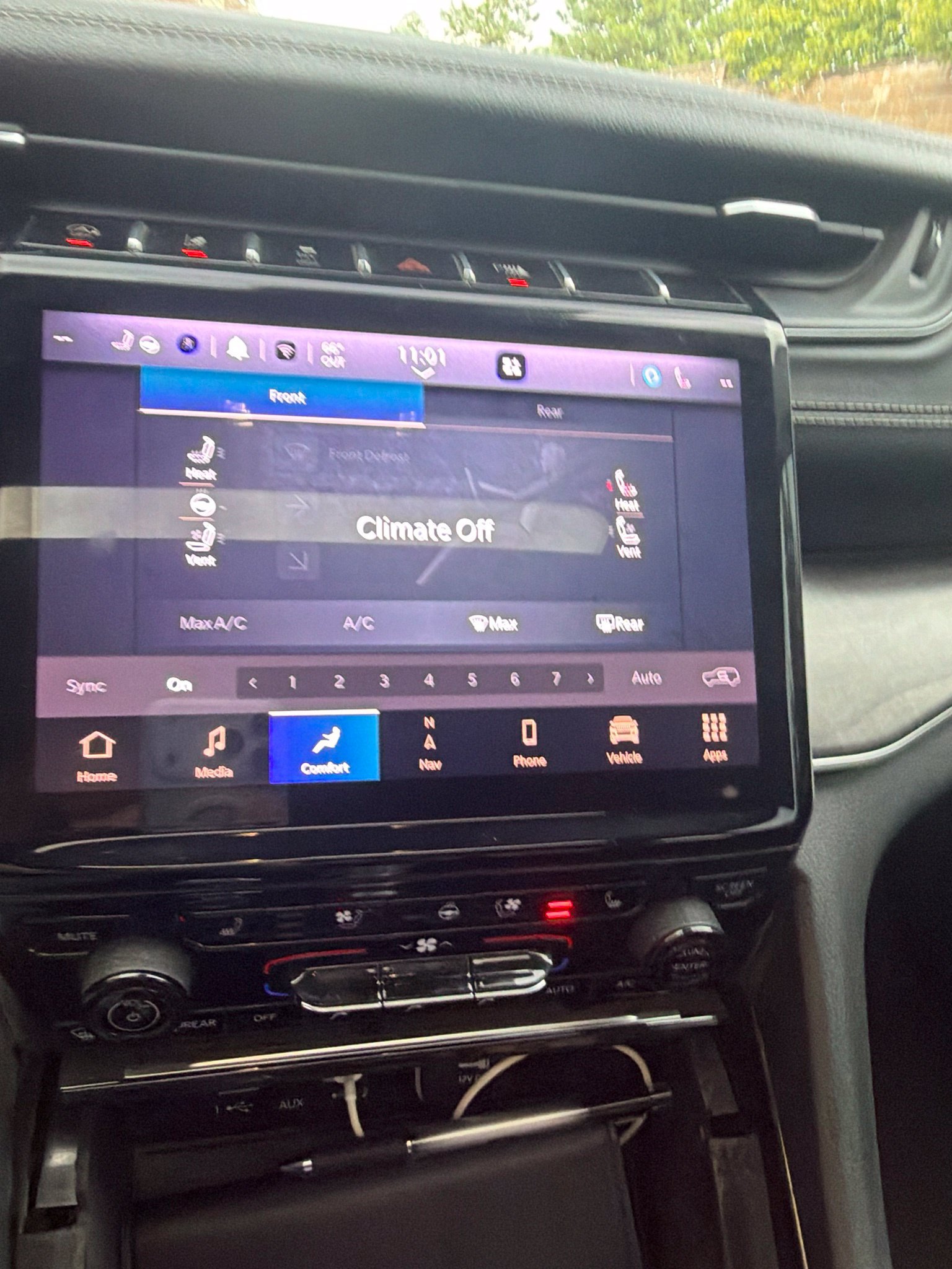 Used 2022 Jeep Grand Cherokee L Limited w/ Luxury Tech Group II AWD/4WD image 7
