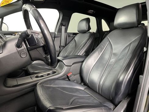 Used 2018 Lincoln MKC Reserve w/ Lincoln MKC Climate Package image 17