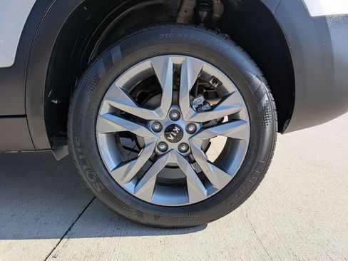Used 2021 Kia Seltos S FWD image 21