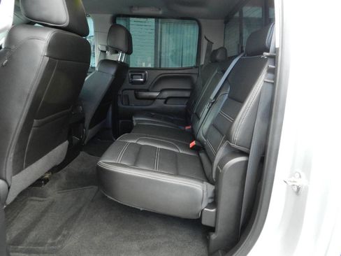 Used 2018 GMC Sierra 2500 Denali w/ Duramax Plus Package image 10