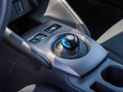 Used 2023 Nissan Leaf S FWD image 18