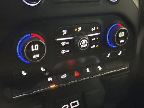 Used 2019 Chevrolet Silverado 1500 LT w/ All-Star Edition AWD/4WD image 16