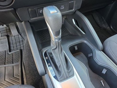 Used 2022 Nissan Frontier SV image 18