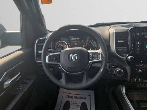 Used 2025 RAM 1500 Big Horn AWD/4WD image 12