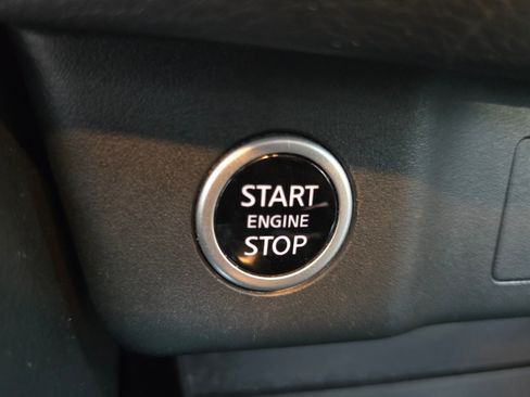 Used 2023 Nissan Rogue SV w/ SV Premium B Package FWD image 30