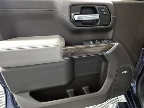 Used 2020 Chevrolet Silverado 1500 LT Trail Boss image 13