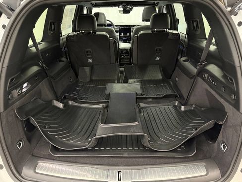 Used 2023 Jeep Grand Cherokee L Overland AWD/4WD image 6