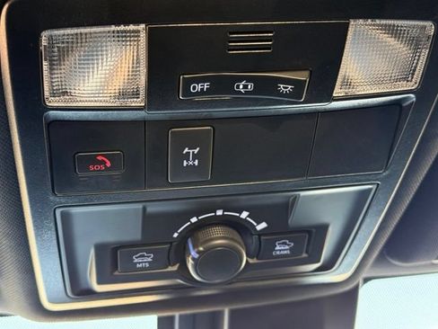 Used 2023 Toyota Tacoma TRD Off-Road w/ Technology Package AWD/4WD image 29
