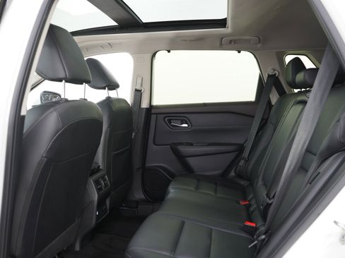 Used 2023 Nissan Rogue SL w/ SL Premium Package AWD/4WD image 15