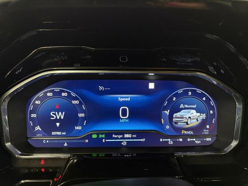 Used 2023 Chevrolet Silverado 1500 LT image 14