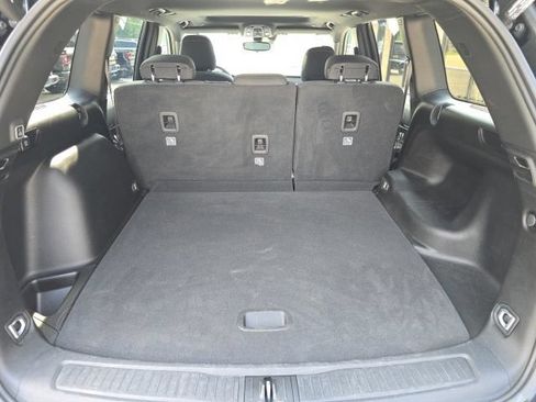 Used 2024 Jeep Grand Cherokee Laredo X w/ Luxury Tech Group I AWD/4WD image 10