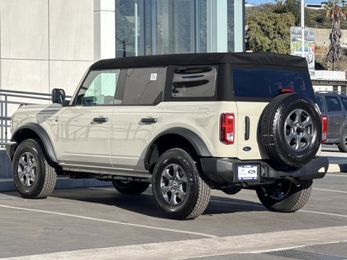 New 2025 Ford Bronco Big Bend image 5