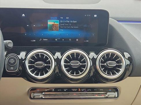 Certified 2022 Mercedes-Benz GLA 250 image 13