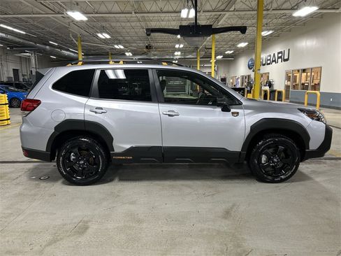 Certified 2025 Subaru Forester Wilderness image 9