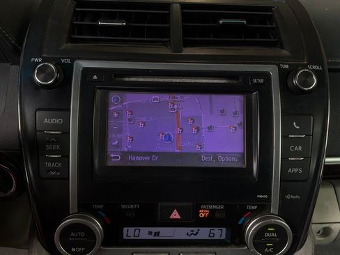 Used 2013 Toyota Camry XLE FWD image 29