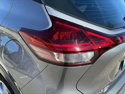 Certified 2025 Nissan Kicks Play S FWD image 23