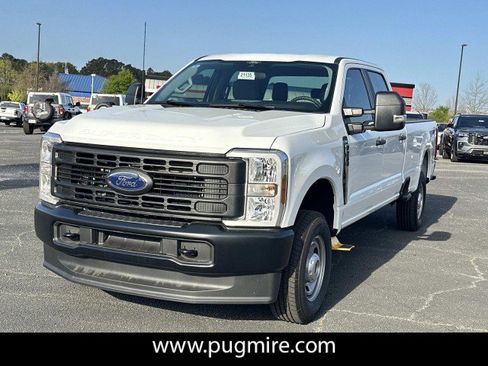 New 2026 Ford F250 XL image 3